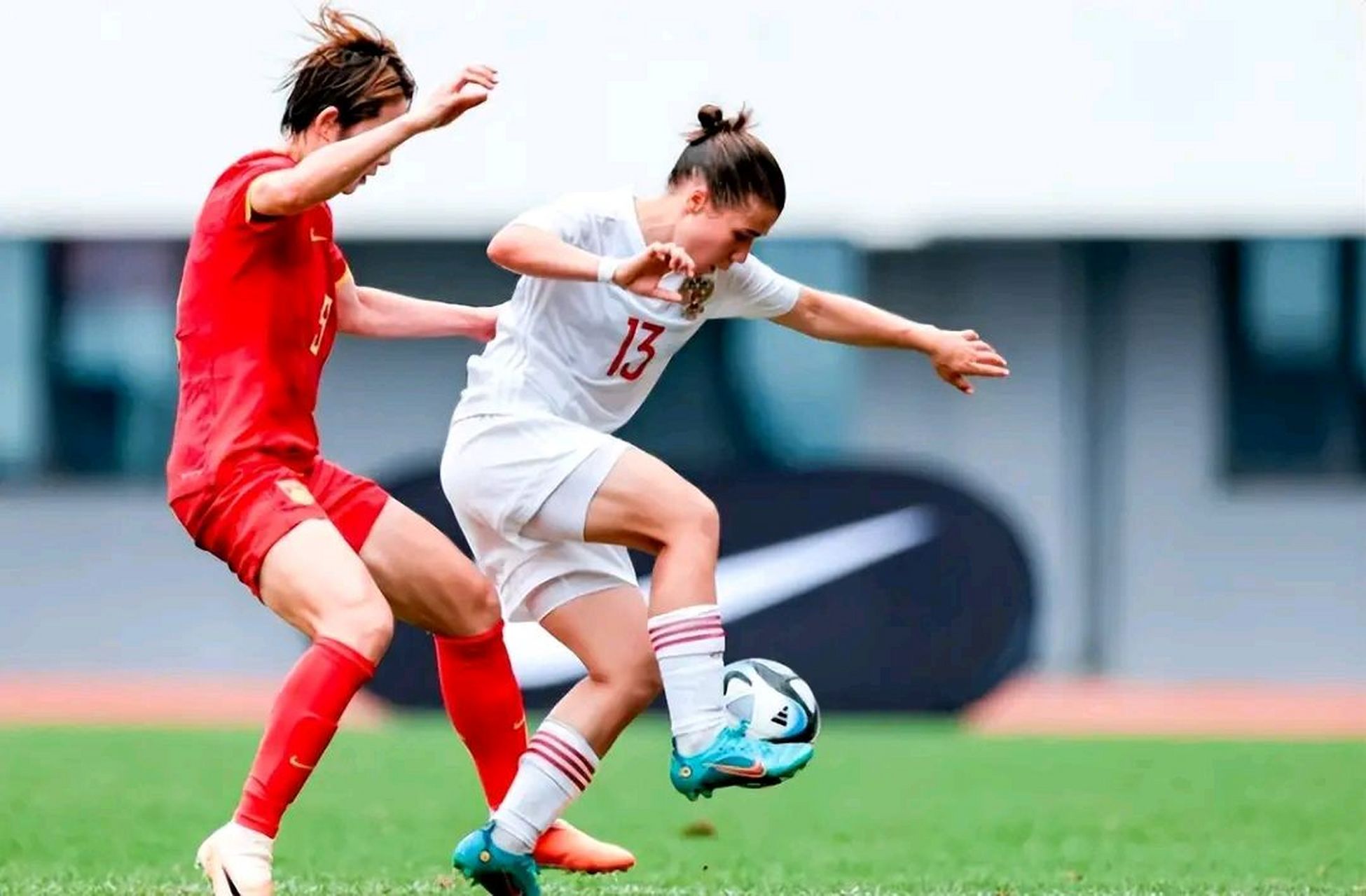 07月30日英国女足vs澳大利亚女足直播_奥运女足