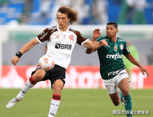 球队老将展现领袖风范，挽救危局(有领袖风范的故事)