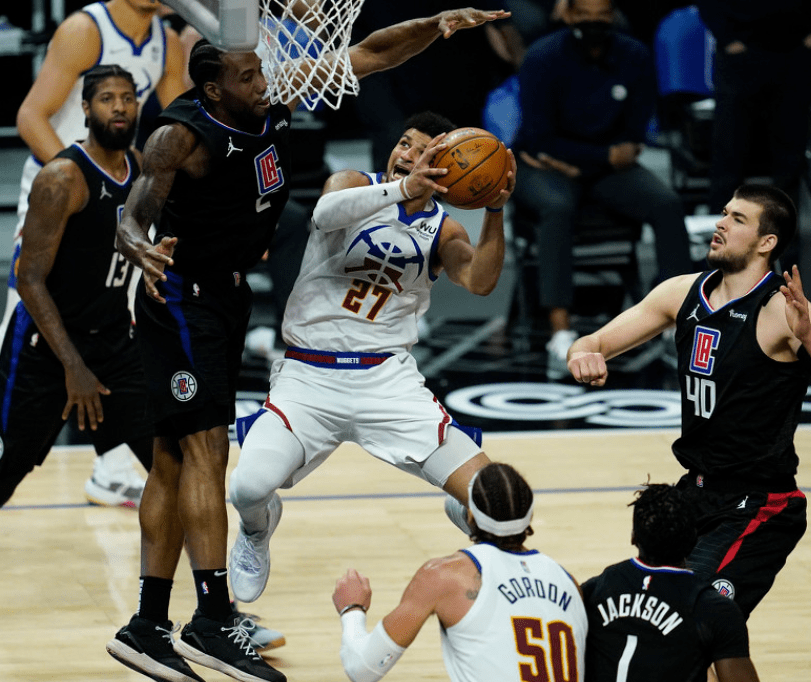 阿拉贝斯客场失利，战绩持续低迷(客场完成大逆转胜率重新突破50)